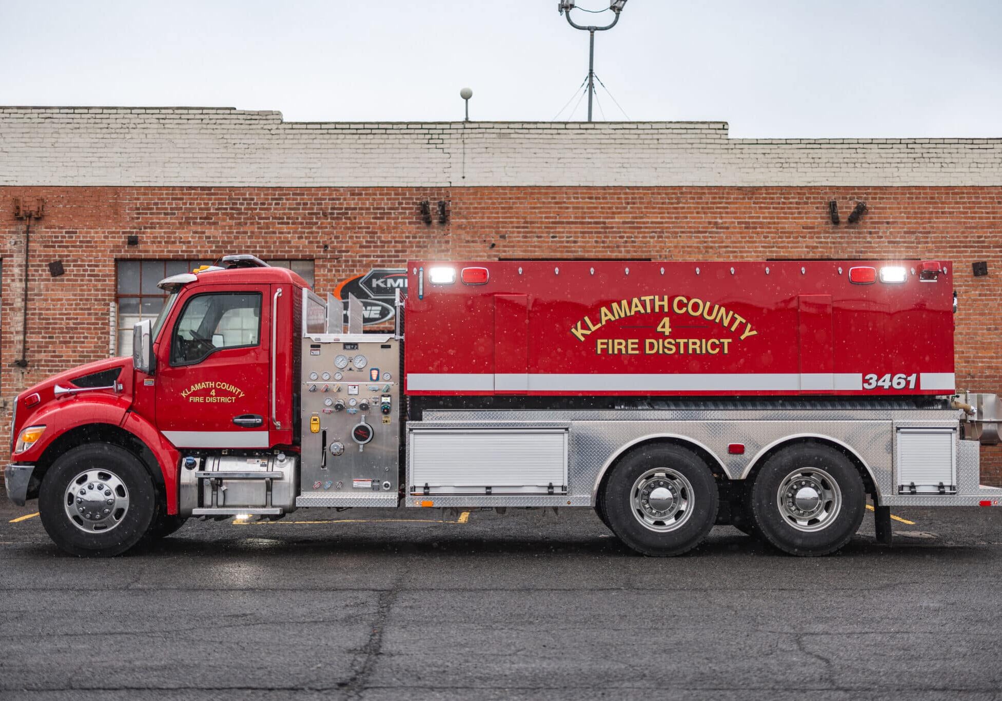 Klamath 4 Fouts Tender